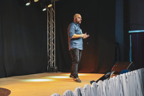 Leonardo Sommariva: A Referência em Vendas com IA